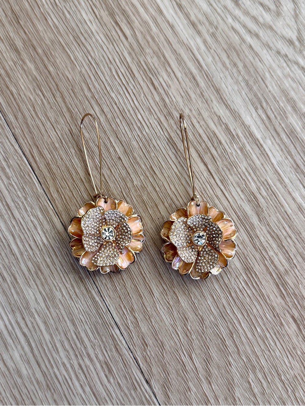 Gold Tone Enamel Flower Dangle Hook Earrings Pave Crystal Rhinestone Center